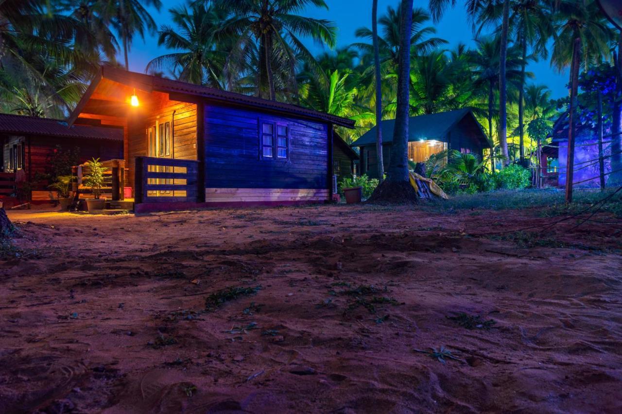 Vista Praia Beach Resort Anjuna Luaran gambar
