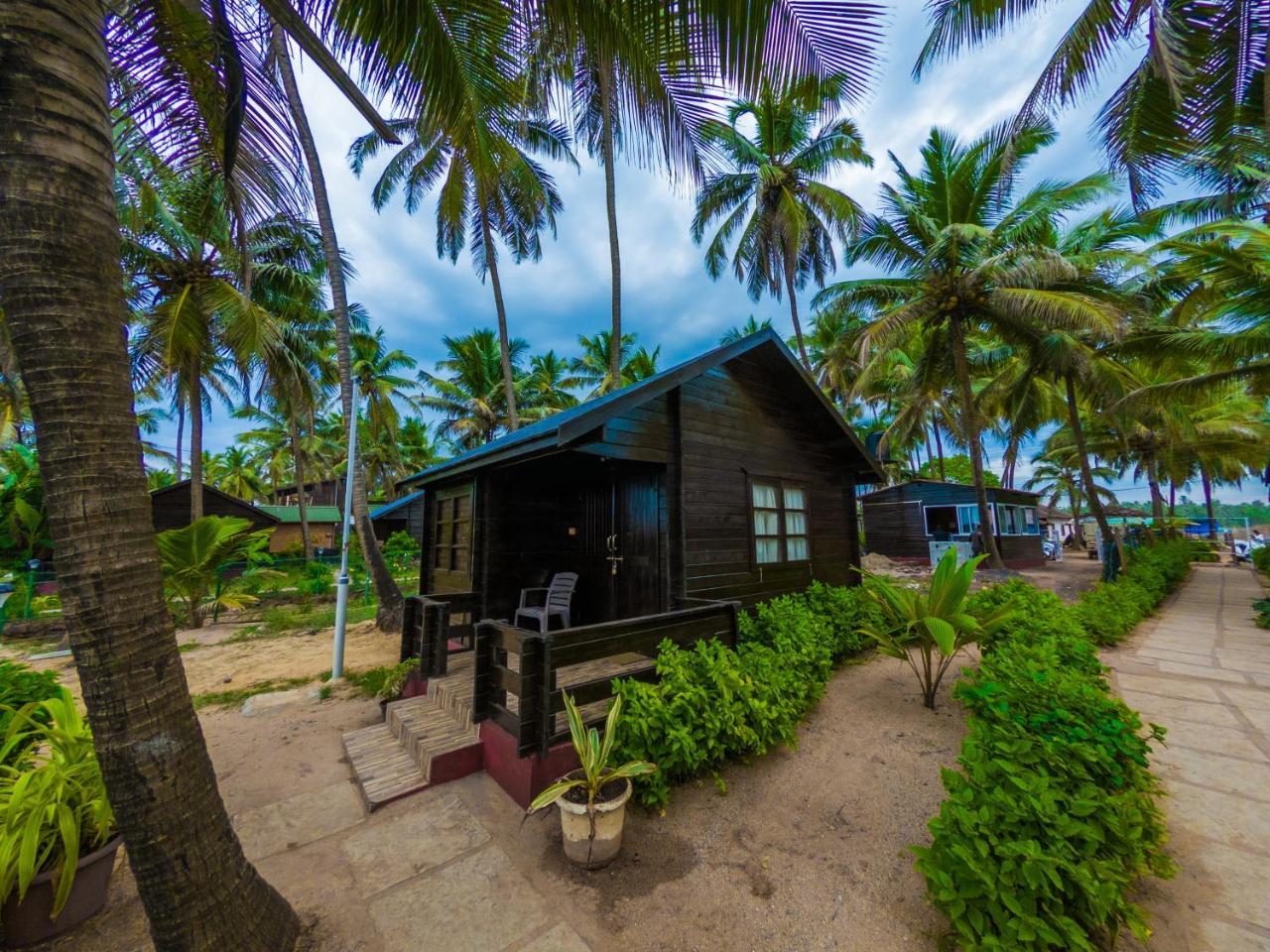 Vista Praia Beach Resort Anjuna Luaran gambar