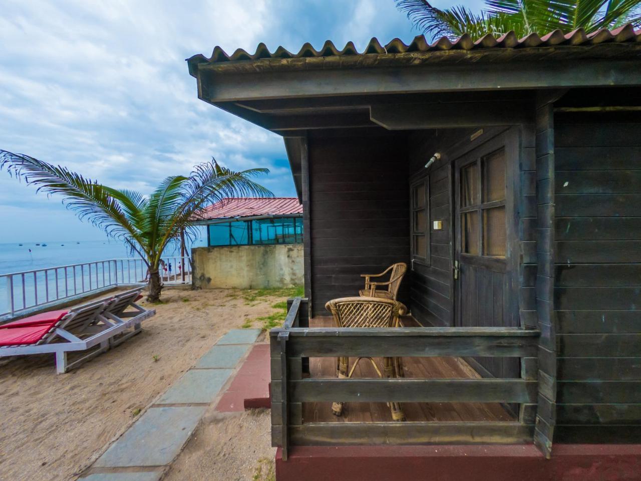 Vista Praia Beach Resort Anjuna Luaran gambar