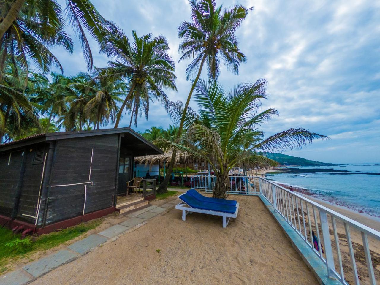 Vista Praia Beach Resort Anjuna Luaran gambar