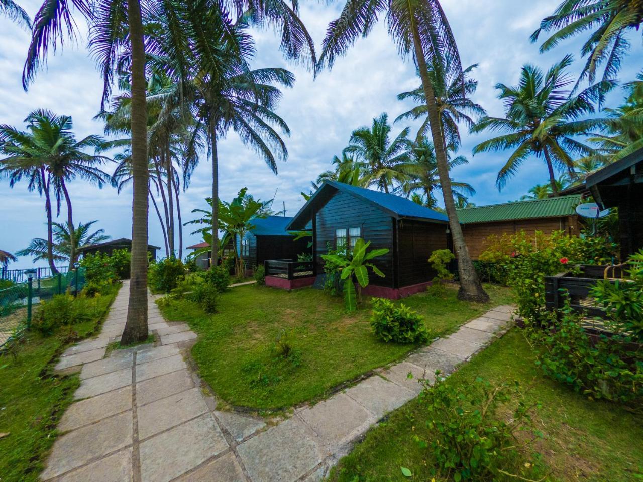 Vista Praia Beach Resort Anjuna Luaran gambar