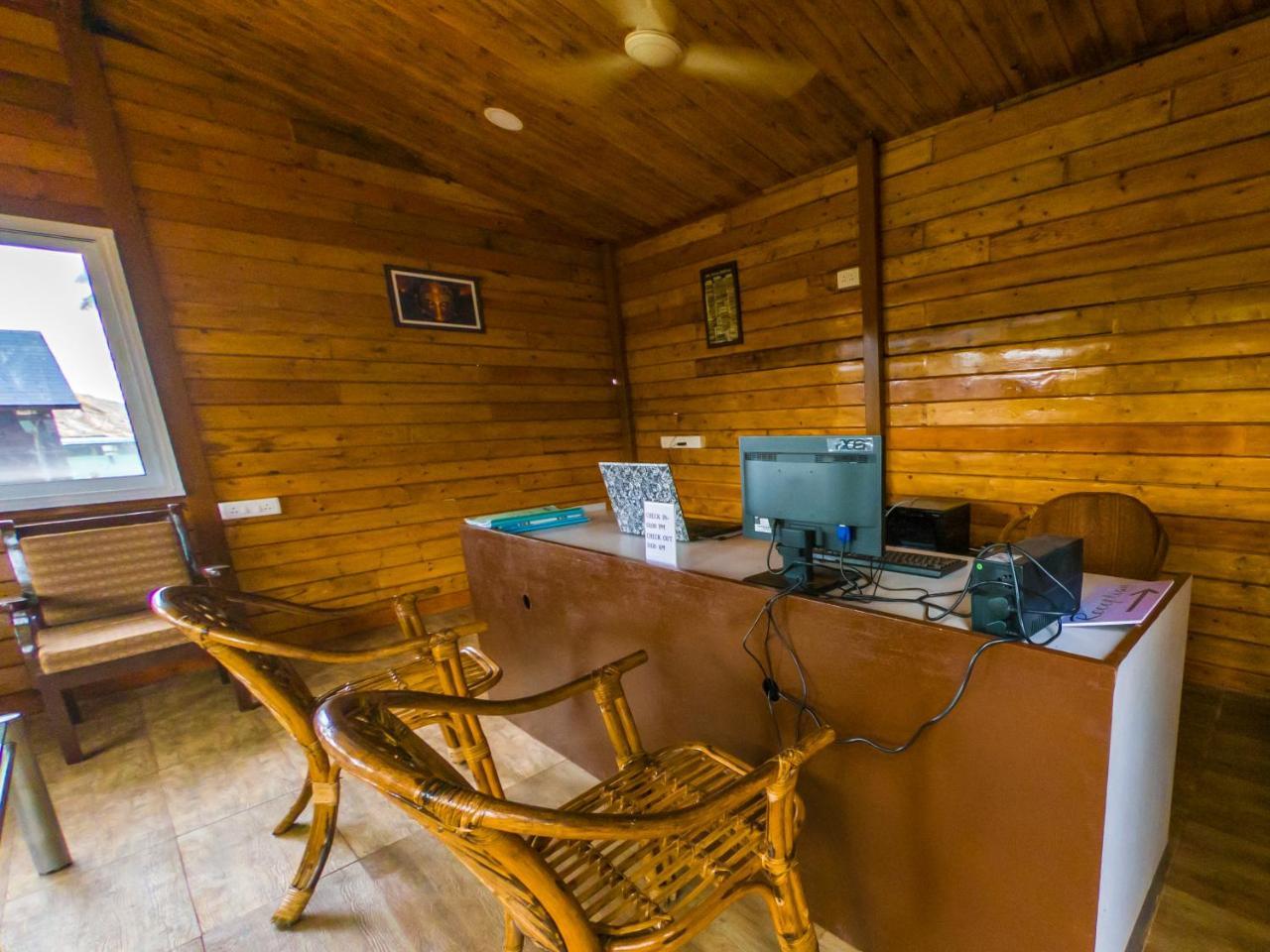 Vista Praia Beach Resort Anjuna Luaran gambar