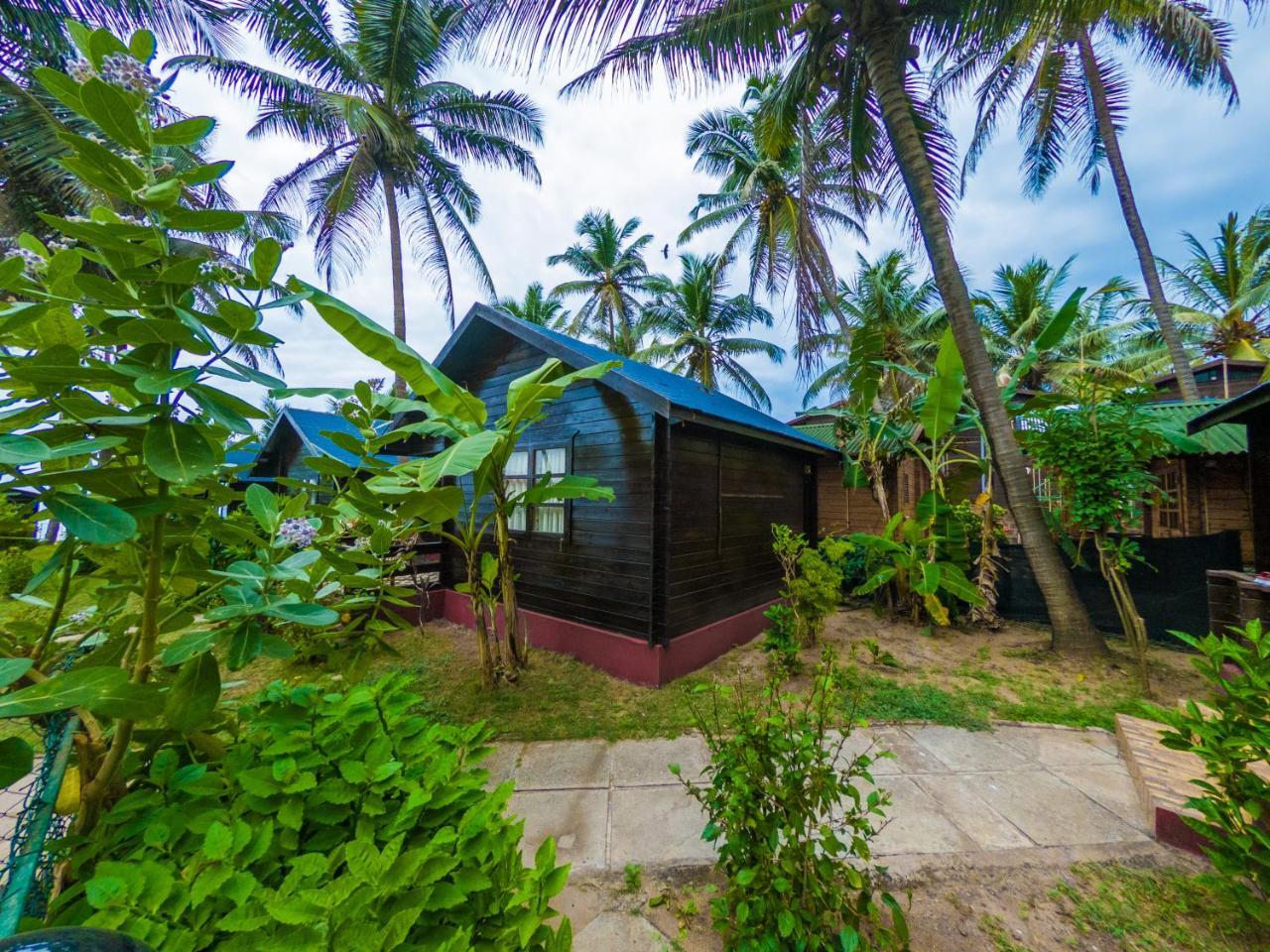 Vista Praia Beach Resort Anjuna Luaran gambar