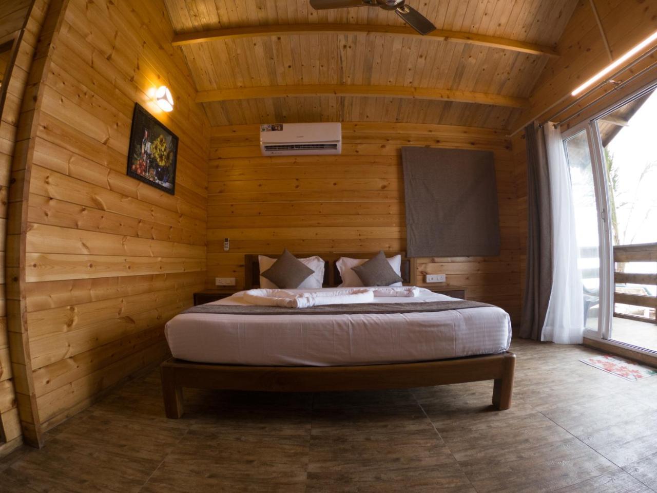 Vista Praia Beach Resort Anjuna Luaran gambar