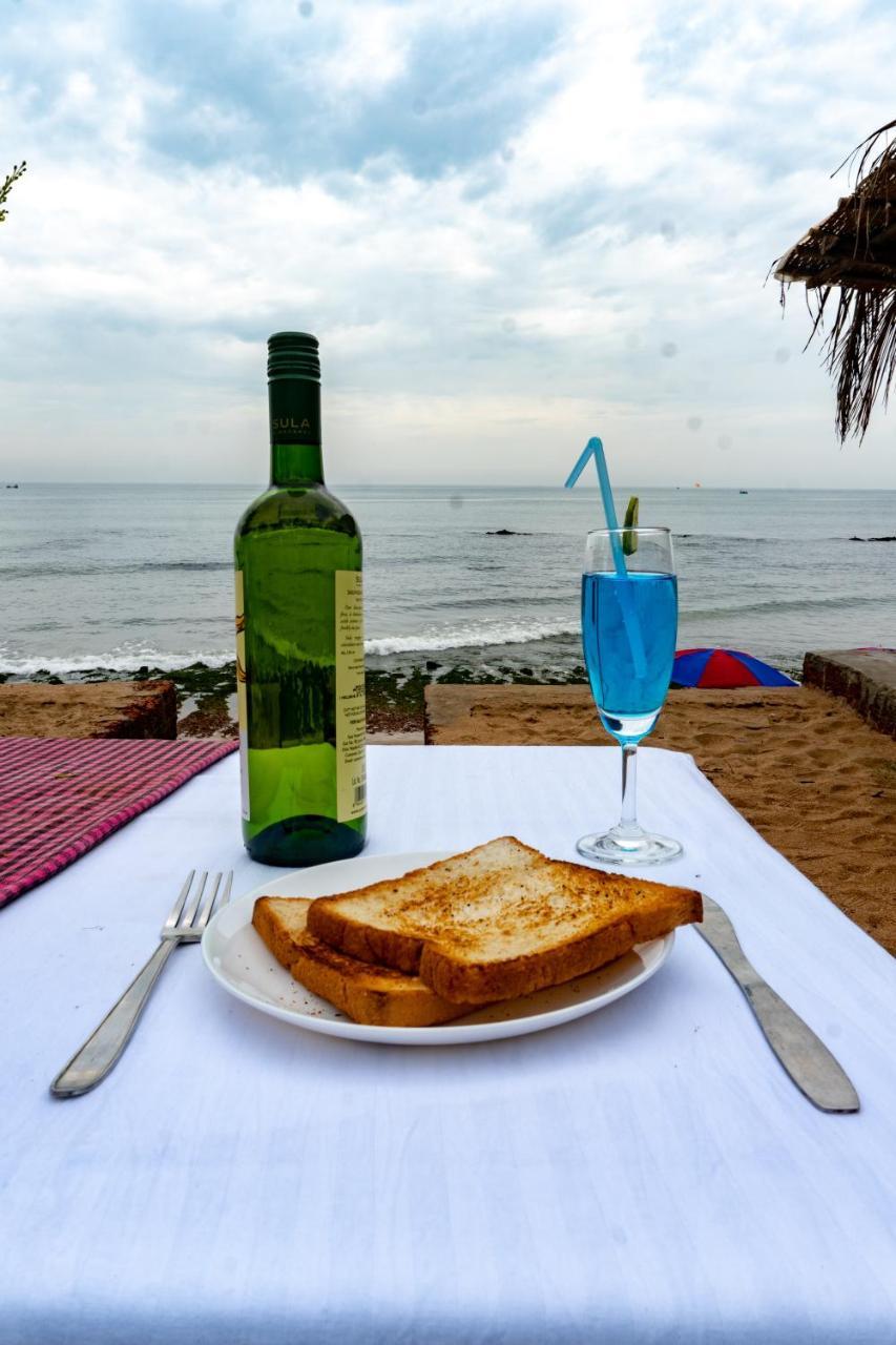 Vista Praia Beach Resort Anjuna Luaran gambar